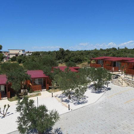 Campsite Kaya Pakostane Ngoại thất bức ảnh