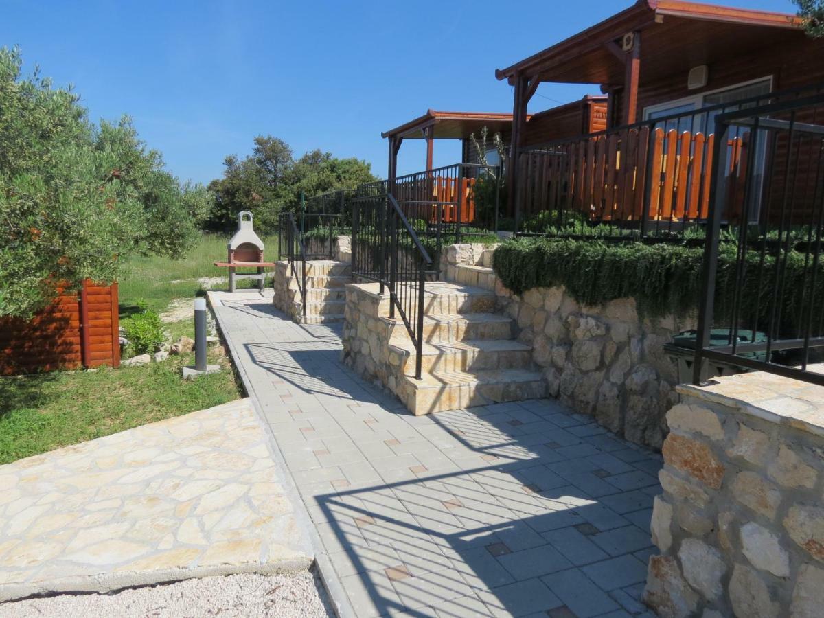 Campsite Kaya Pakostane Ngoại thất bức ảnh