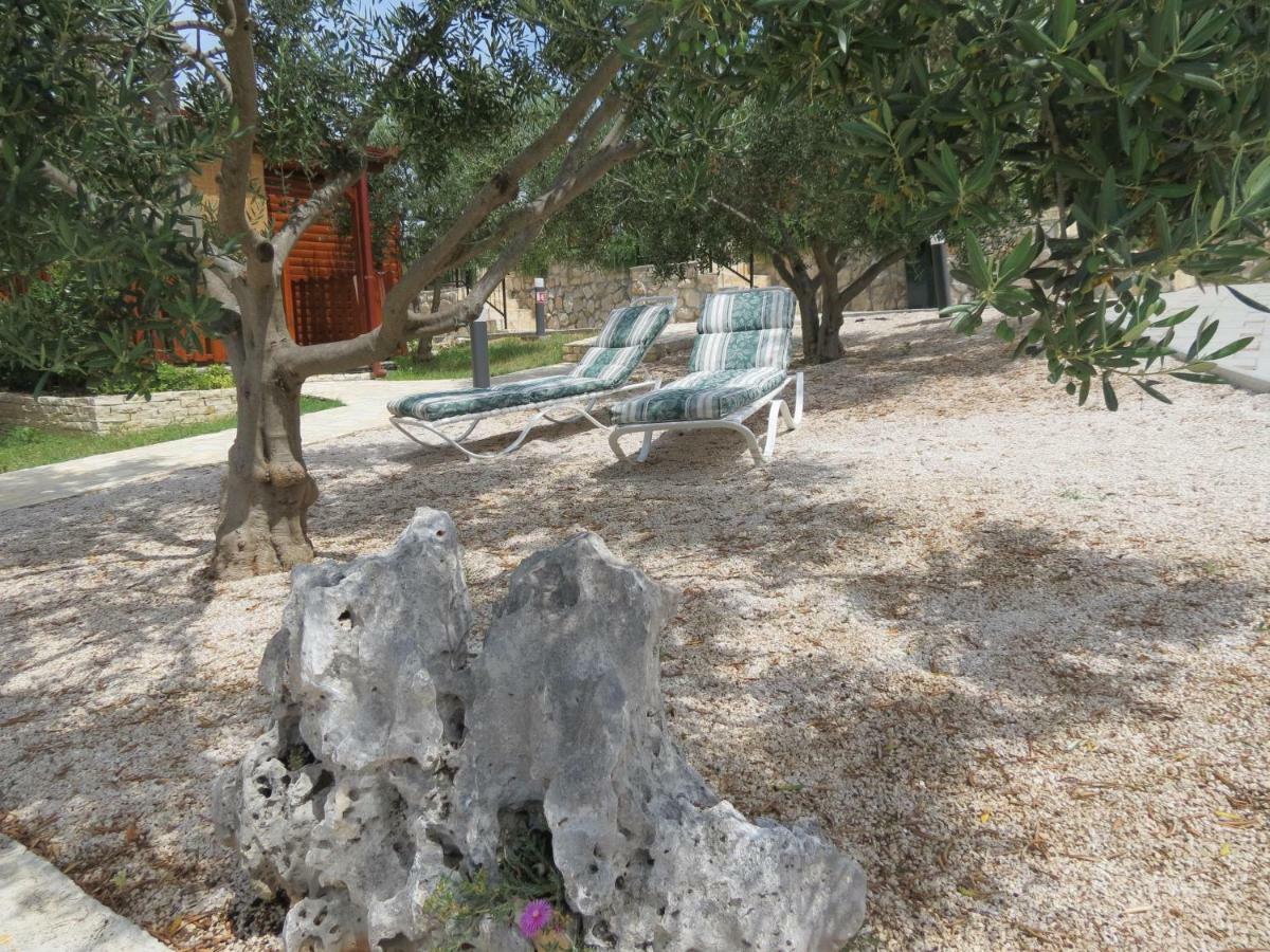 Campsite Kaya Pakostane Ngoại thất bức ảnh